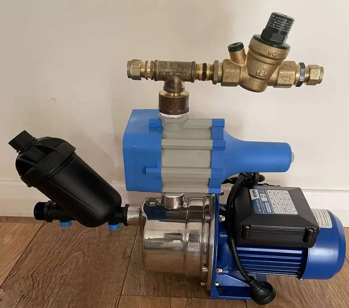 Priem JS110 pump with MM1312 hydraulic changeover valve and inline filter